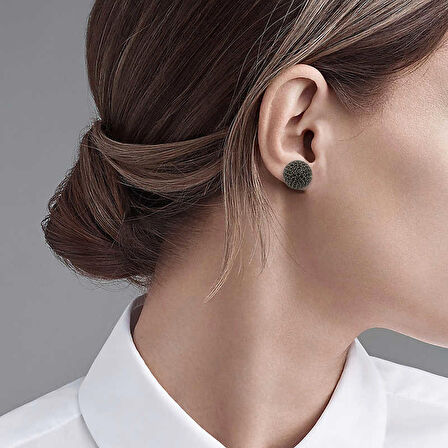 Gümüş Siyah Taşlı Top Küpe