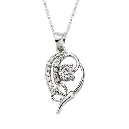 Gümüş Kalpli Kadın Kolye