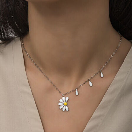 Rodyum Papatya Seviyor Sevmiyor 925 Gümüş Ayar Kadın Kolye