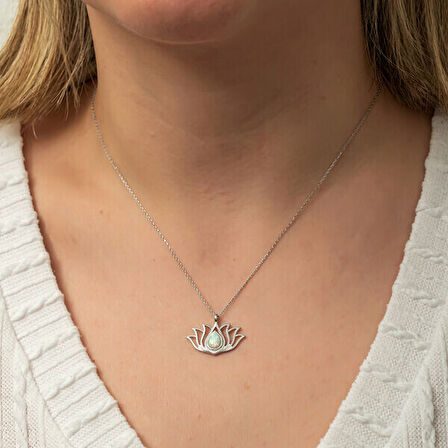 Opal Taşlı Lotus 925 Ayar Gümüş Kadın Kolye