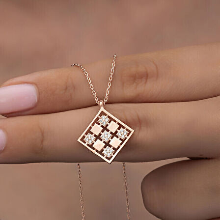 Rose Dörtgen Zirkon Taşlı 925 Ayar Gümüş Kadın Kolye