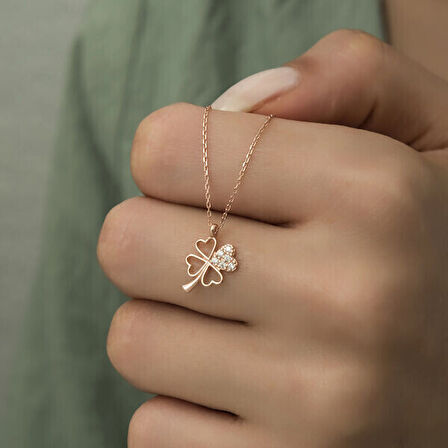 Dört Yapraklı Yonca 925 Ayar Gümüş Kadın Kolye