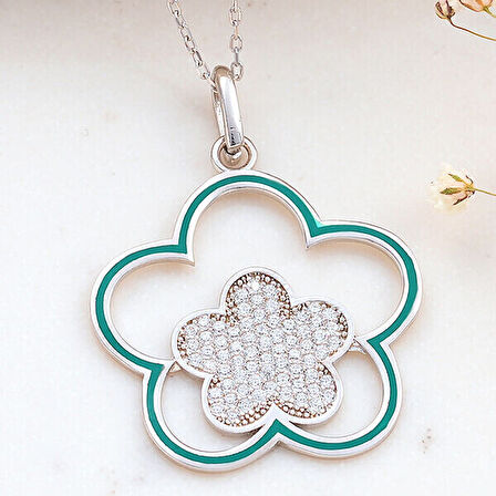 Çiçek Desenli  925 Ayar Gümüş Kadın Kolye