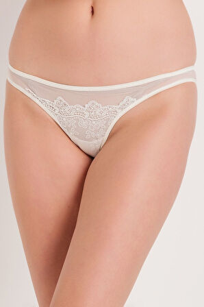 Brode Dantelli Geniş Kenarlı Normal Külot