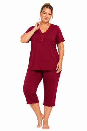 Özkan 1000-20 Kadın Bambu Kumaş Önü Patlı Dantelli Kısa Kollu Kapri Büyük Beden Pijama Takımı 