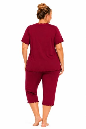 Özkan 1000-20 Kadın Bambu Kumaş Önü Patlı Dantelli Kısa Kollu Kapri Büyük Beden Pijama Takımı 