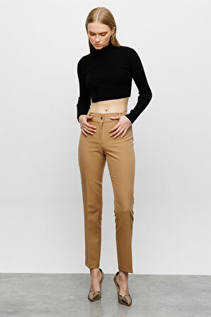 4018 MODAİLGİ ARKA CEP DETAYLI SAR PAÇA PANTOLON