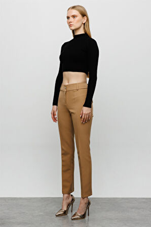 4018 MODAİLGİ ARKA CEP DETAYLI SAR PAÇA PANTOLON