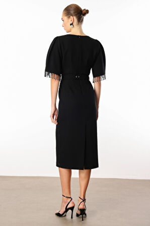 Moda İlgi Kadın Kolları Şerit Boncuk Aksesuarlı Elbise 0001 Siyah