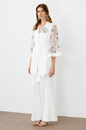 70029 MODAİLGİ KOLLARI EVAZE ÇİÇEK DESENLİ TAŞ İŞLEMELİ CEKET