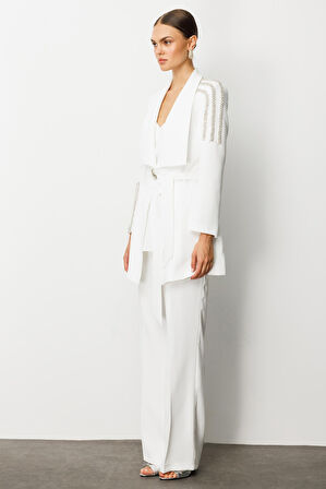 Moda İlgi Kadın Omuz ve Kol Taş İşleme Detaylı Şal Yaka Kuşaklı Ceket 5007 Ekru