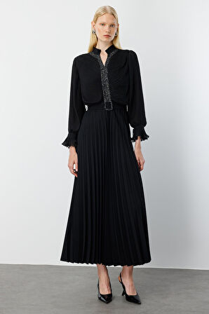 Moda İlgi Kadın Ön Bedeni Taşlı Piliseli Elbise 0060 Siyah