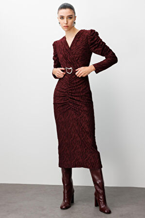 Moda İlgi Kadın Kruvaze Büzgü Detaylı Jakar Yakma Kumaş Beli Kemerli Kalem Elbise 0022 Bordo