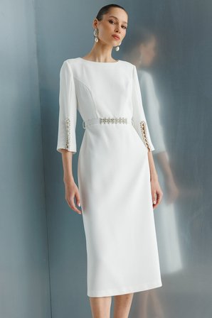 Moda İlgi Kadın Kolları Yırtmaçlı İncili Aksesuarlı Beli Kemerli Elbise 0031 Ekru
