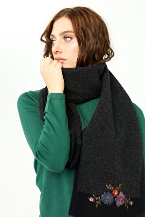 Desen Triko Kadın Nakış İşlemeli Saf Yün Kaşkol 02421155 Siyah