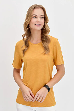 Desen Triko Kadın Sıfır Yaka Flamlı Kumaş Penye T-Shirt KMY24084 Hardal