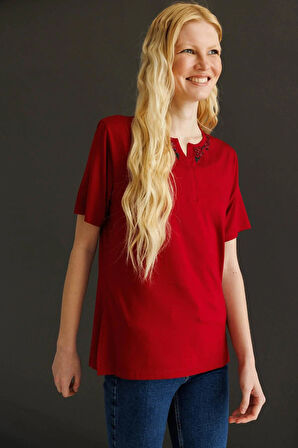 Desen Triko Kadın Açma Yaka Dantel Çiçek İşlemeli Penye T-Shirt 24751 Bordo