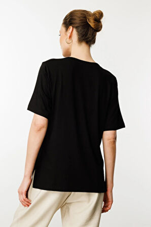 Desen Triko Kadın Açma Yaka Dantel Çiçek İşlemeli Penye T-Shirt 24751 Siyah