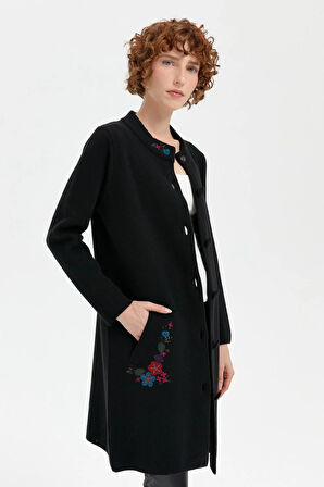 Desen Triko Kadın Dik Yaka Cebi İşlemeli Uzun Yün Kaban 24012 Siyah