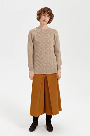 Desen Triko Kadın Sıfır Yaka Dikişsiz Önü Saç Örgülü Yün Kazak 24214 K. Bej