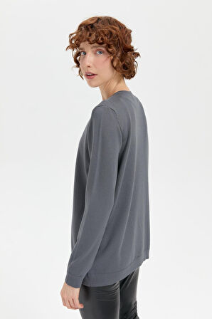 Desen Triko V Yakası Kolye Desen Taşlı Eteği Lastikli Kadın Bluz 24090