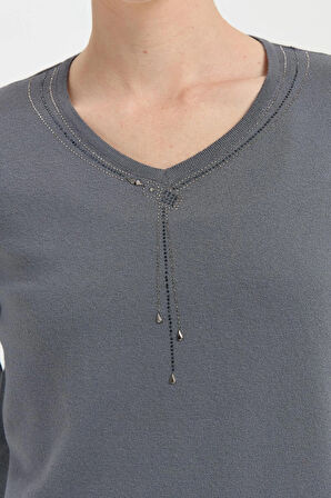 Desen Triko V Yakası Kolye Desen Taşlı Eteği Lastikli Kadın Bluz 24090