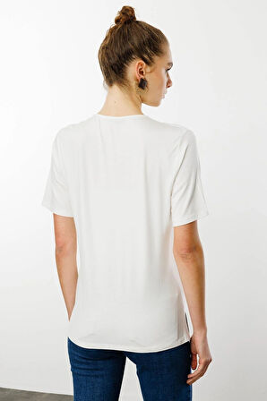 Desen Triko Kadın Açma Yaka Nakış İşlemeli Penye T-Shirt 25700 Ekru