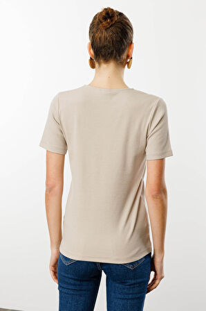Desen Triko Kadın V Yaka Yakası Nakış İşlemeli Pamuklu T-Shirt 25758 Bej