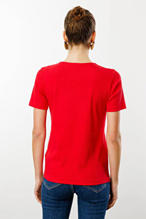 Desen Triko Kadın V Yaka Yakası Nakış İşlemeli Pamuklu T-Shirt 25758 Kırmızı