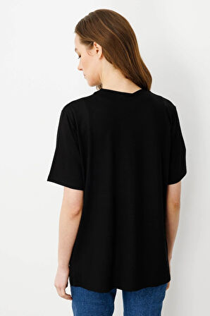 Desen Triko Kadın Sıfır Yaka Cebi ve Yakası Simli Penye T-Shirt 25761 Siyah