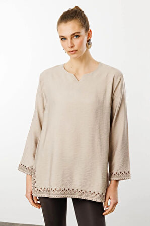 Desen Triko Kadın Kolu ve Eteği Yırtmaçlı Eteği Nakışlı Bluz 25775 Bej