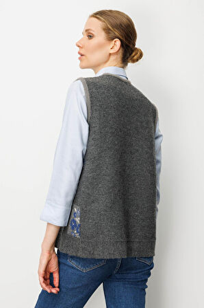 Desen Triko Kadın Pıtırcık Çiçekli Patchwork Keçe Yün Yelek 24084 Füme-Mavi