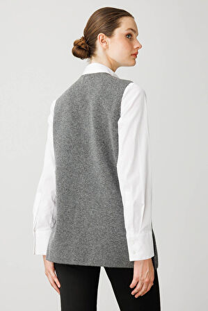 Desen Triko Kadın V Yaka Önü Keçe Fermuarlı Kısa Yün Yelek 25017 Füme