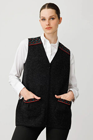 Desen Triko Kadın V Yaka Önü Keçe Fermuarlı Kısa Yün Yelek 25017 Siyah