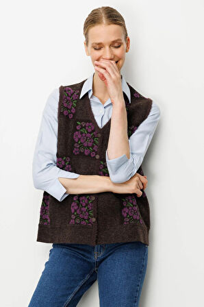 Desen Triko Kadın Pıtırcık Çiçekli Patchwork Keçe Yün Yelek 24084 K.Kahve-A.Mor