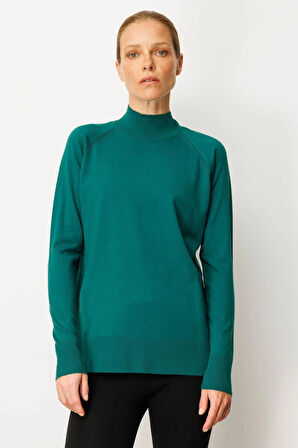 Desen Triko Kadın Yarım Balıkçı Yaka Yanları Yırtmaçlı Kazak 02422305 Ö. Başı