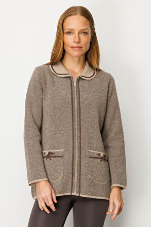 Desen Triko Kadın Polo Yaka Cebi Nakış İşlemeli Yün Hırka 25032 K. Bej