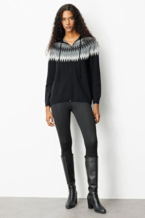 Desen Triko Kadın Kapüşonlu Robası Baklavalı Hırka 25230 Siyah