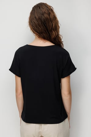 Desen Triko Kadın Sıfır Yaka Yakası Hasır Aksesuarlı Penye T-Shirt 26819 Siyah