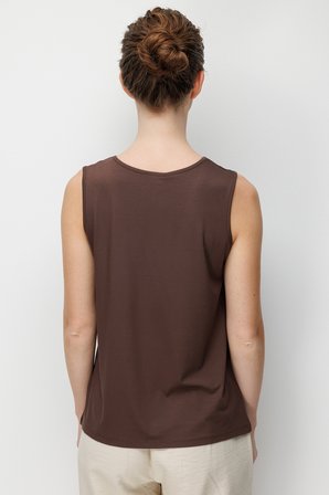 Desen Triko Kadın Sıfır Yaka Yaka Kenarı Zincirli Askılı Penye T-Shirt 26708 Kahverengi