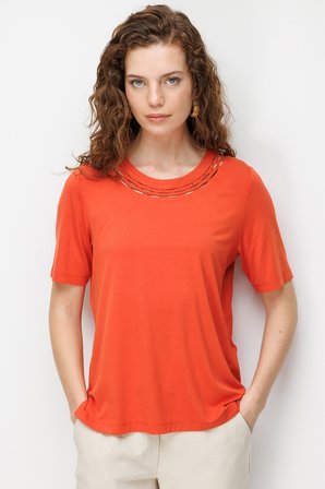 Desen Triko Kadın Sıfır Yaka Yakası Çift Şeritli Taşlı Penye T-Shirt 26840 Oranj
