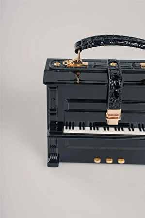 ÇÇS Kadın 17820 Piyano Görünümlü Konsept Çanta