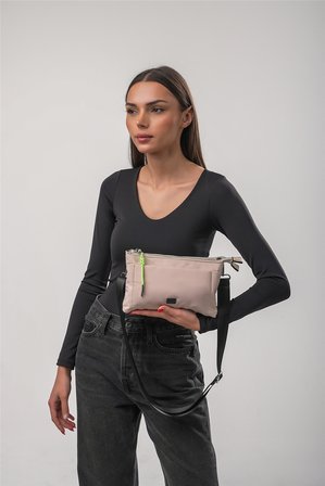ÇÇS 18290 Kadın Çapraz Askılı Çanta