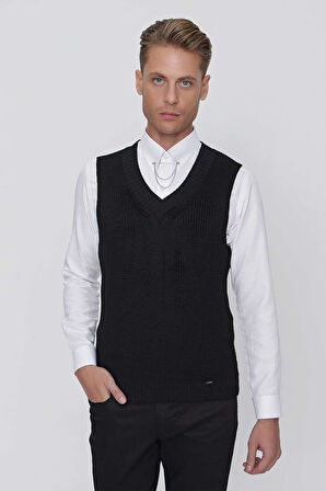 SÜVETER 01 Slim Fit Siyah Süveter Triko