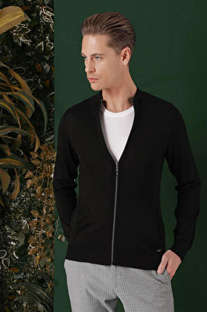 TR 860 Slim Fit Siyah Klasik Triko