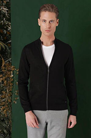 TR 860 Slim Fit Siyah Klasik Triko