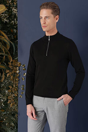 TR 861 Slim Fit Siyah Klasik Triko