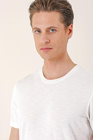 Ts 881 Slim Fit Bisiklet Yaka Doku Desenli Pamuklu Ekru Tişört