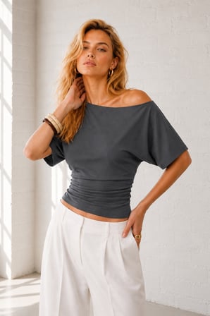 Ghassy Co. Kadın Düşük Omuz Pamuklu Likralı Yarasa Kol Bluz Günlük Modern Tasarım Spor T-Shirt 
