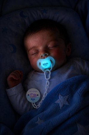 Nanninom Gece Emziği ve Emzik Askısı Seti